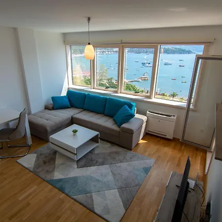 View Apartment *